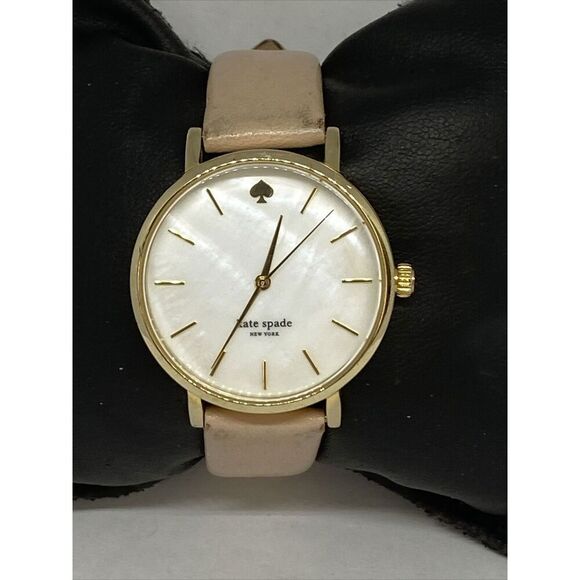 Kate Spade New York 0073 Women's Beige Leather Analog Dial Quartz Watch GE564 - Picture 1 of 12